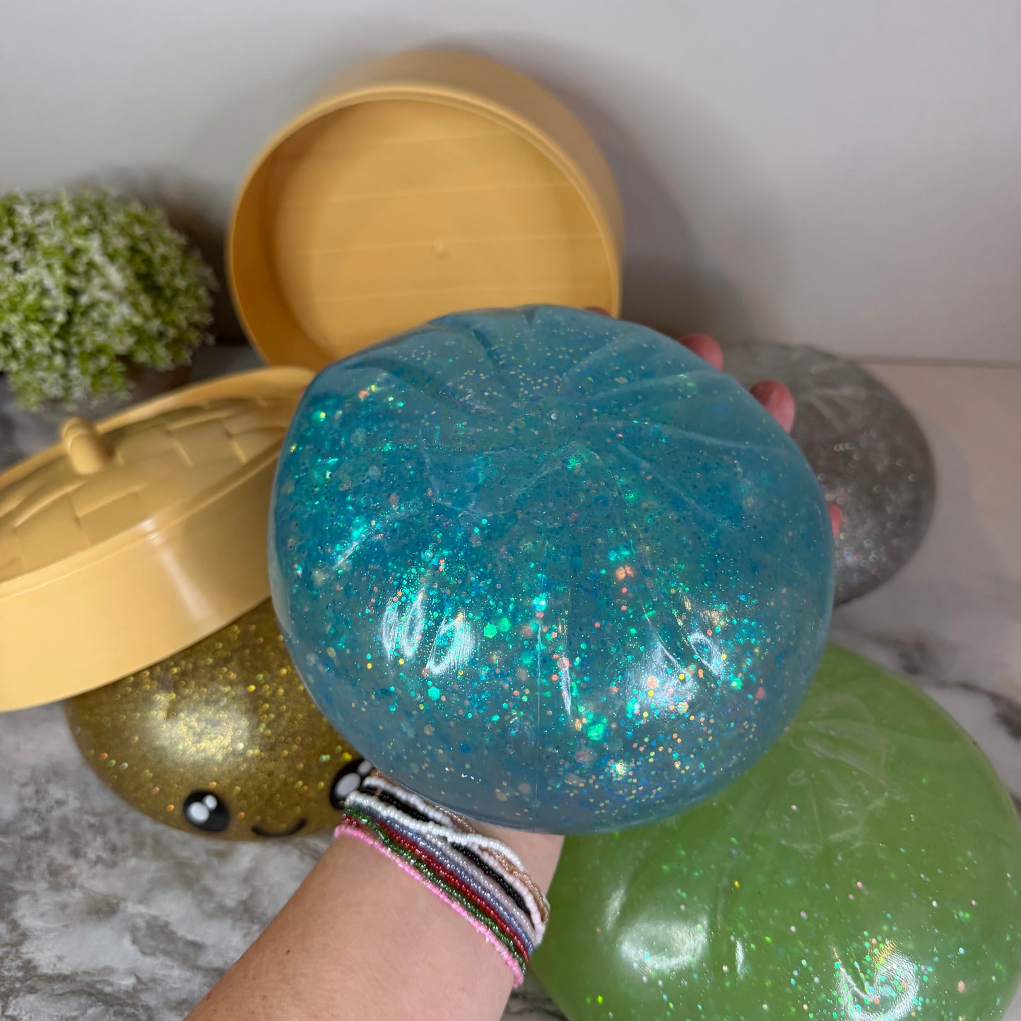 Squishy Toy - XL Jumbo Dumpling, Quick Squeeze Glitter - PREORDER