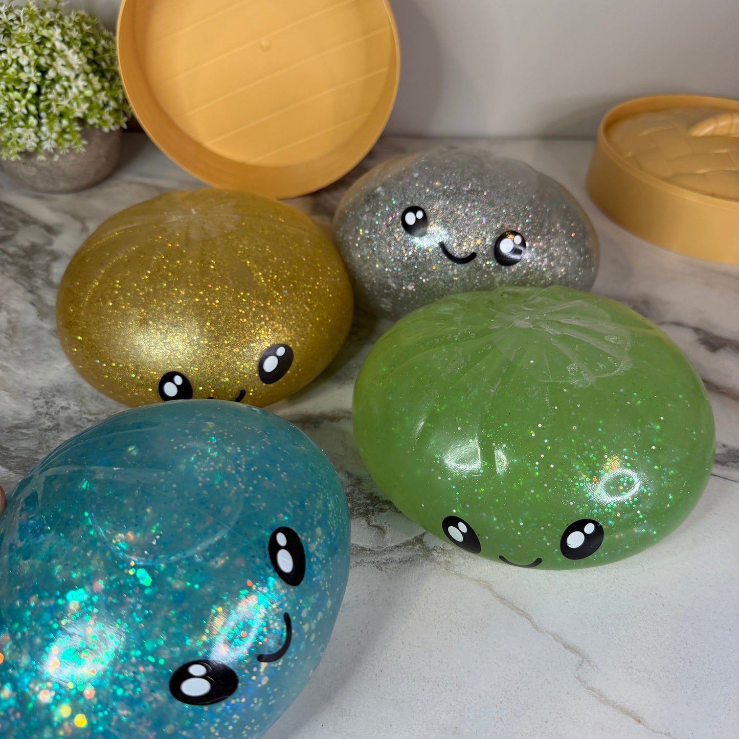 Squishy Toy - XL Jumbo Dumpling, Quick Squeeze Glitter - PREORDER